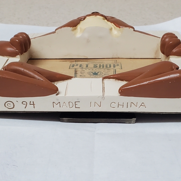 Warner Bros. Dog Frame - Brown and Cream Hector The Bulldog. 3-D Frame. - Picture 5 of 9